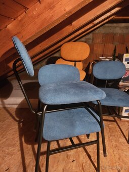 Nová Jídelní židle stohovatelná - 2