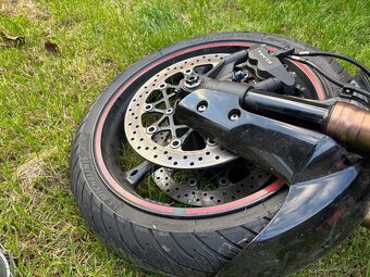 Predni cast ze Suzuki Gsxr 1000 07-08 - 2