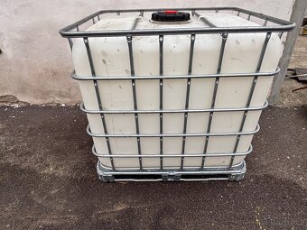 IBC kontejner 1000 litrů - 2