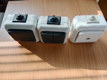 Nové venkovní vypínače ABB - 3 druhy - 2