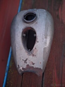 nádrž Jawa pérák - 2