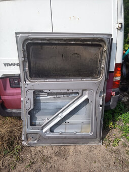 Pravé šoupací dveře Mercedes Viano/Vito/W639 - 2