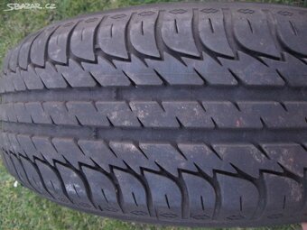 Prodám 2ks letních pneu zn.Kleber 185/65 R14 Dynaxer HP3 86T - 2