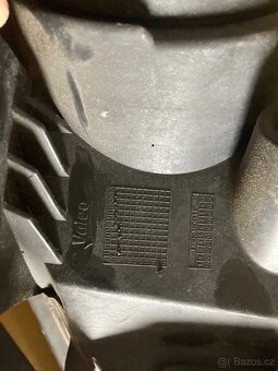 Světlo peugeot partner - 2