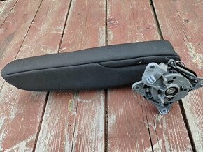 Peugeot Traveler - 2