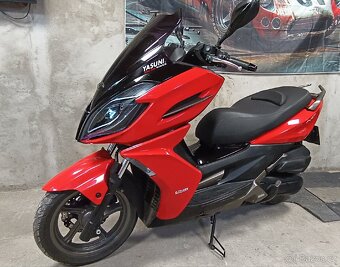 Skútr KYMCO 125 - 2