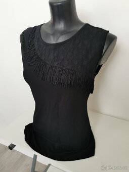 Dámský černý top - Vel. S/M - M - 2
