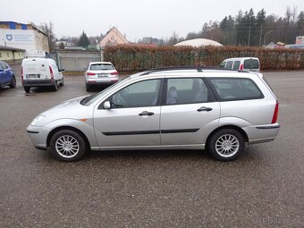 Ford Focus 1.6i Combi r.v.2003 (74 kw) stk:1/2027 - 2