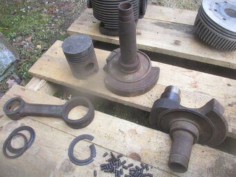 díly Motoru Slavia 1d90 - 2