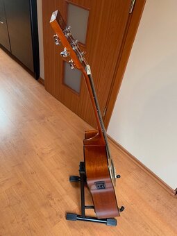 Elektroakustická kytara Stagg dreadnought - 2