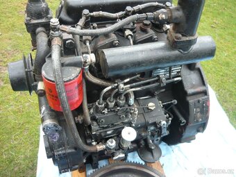 ČÍNSKÝ MOTOR LAIDONG - 3 válec - 2