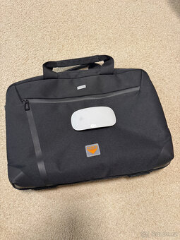 Apple MacBook Air M2, 2022, Vesmírně šedá - 2