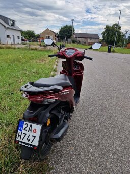 Honda Vision 110 - 2