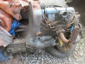 motor mercedes - 2