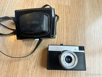 Staré fotoaparáty a expozimetry 9ks - 2