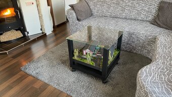 Kolejiště v Ikea stolku, mašinky H0/H0f, diorama vláčky - 2