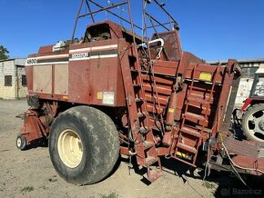 Lis na hranaté balíky Hesston 4800 - 2