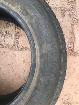 195/65 R15 - 2