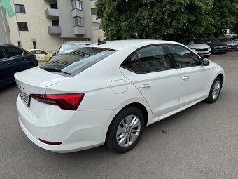 ŠKODA OCTAVIA 2.0TDi / ČR / STAV / DPH / SPLATKY / - 2