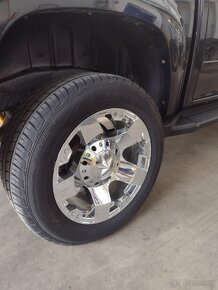 255/55r18 - 2