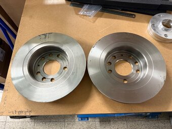 Kotouče zadní BOSCH 5x110 OPEL - 2