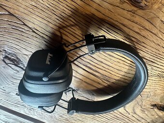 Bluetooth sluchatka marshall iv - 2