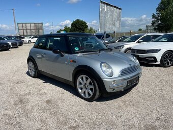 Mini Cooper 1.6i 85kw, automat - 2