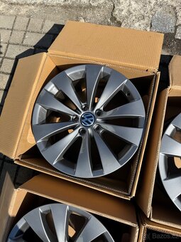 ORIGINÁL Alu Volkswagen PHOENIX R17, 5x112 - TOP STAV - 2