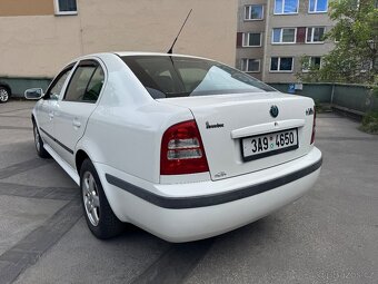 PRONÁJEM AUTA NA ROZVOZ JÍDLA - ŠKODA FABIA VOLNÉ VOZY - 2