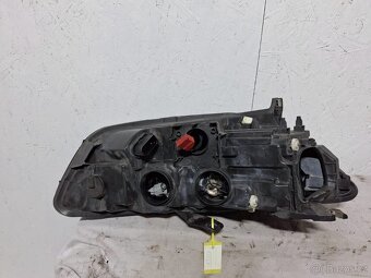 SVĚTLOMET LEVÝ PŘEDNÍ BI-XENON AUDI A6 C7 4g0941005 - 2