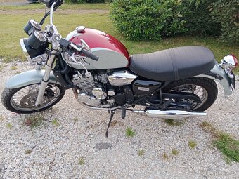 Triumph Thunderbird 900 - 2