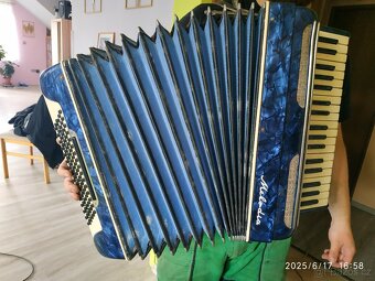 Prodám akordeon Lignatone Melodia - 2