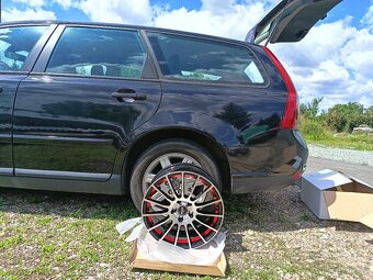 Prodám Volvo  V50, 2.0 TDI. ,100kw - 2