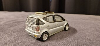 Mercedes Benz 1:43 - 2