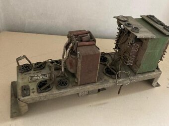 Zesilovač Tesla BZ-318 - 2