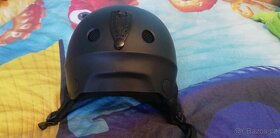 Lyžařská přilba - 2