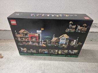 Lego 10332 - 2
