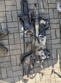 Peugeot 207 servo a nápravnice - 2