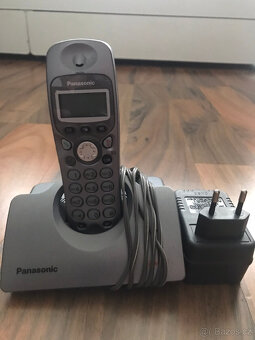 Prodám telefon PANASONIC - 2