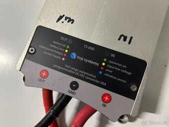 boster 50A, DC-DC konvertor Victron - 2