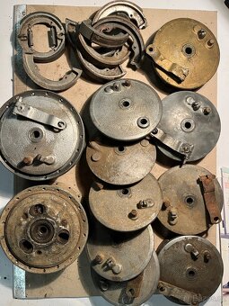 Bubny jawa pionýr - 2