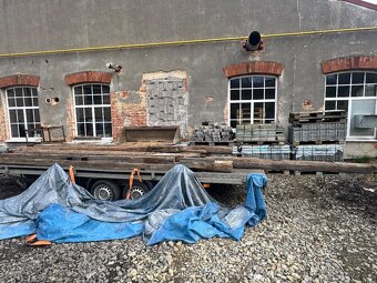 Staré dřevěné trámy - 2