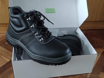 Pracovní obuv vel.43/9 - 2