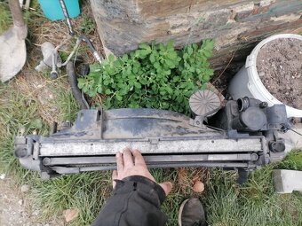 chladič z bmw e46 - 2