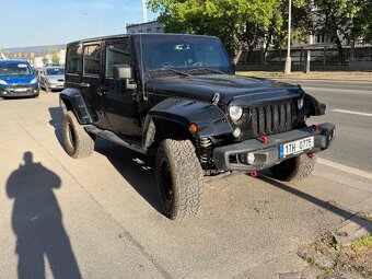 Jeep Wrangler Sahara - 2