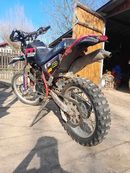 Yamaha XT350 - 2