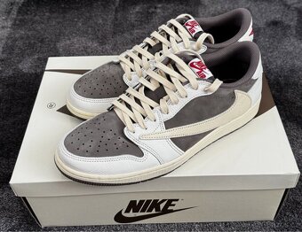 Jordan 1 Low Reverse Mocha Travis Scott - 2