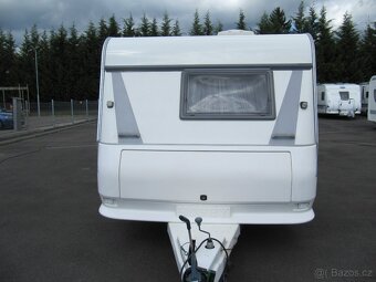 Prodám karavan Hobby 540 ufe,r.v.2002 + mover + předstan. - 2