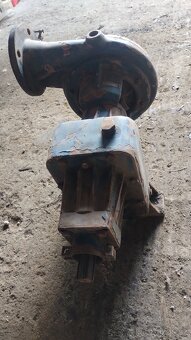 Čerpadlo na vodu za traktor - 2