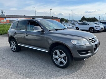 Volkswagen Tuareg 3.0 TDI 176 Kw r.v.2009 - 2